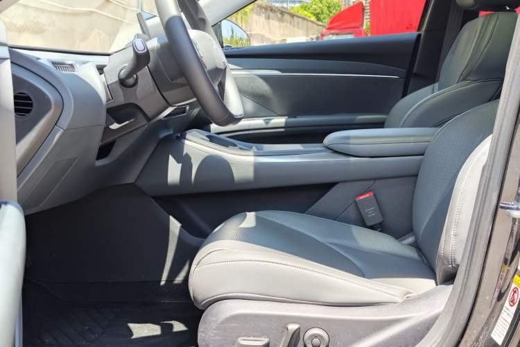 Used XPeng MONA M03 2025 600 with Ultra-Long Range Max Left Front Seat