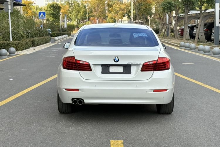Used BMW 5 Series 2014 520Li Elegant Model
