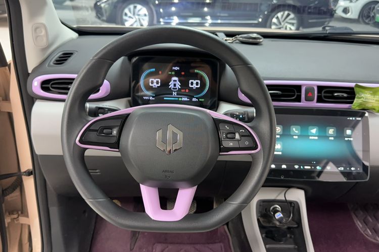 Used Leapmotor T03 2022 Pearl Edition Interior 9