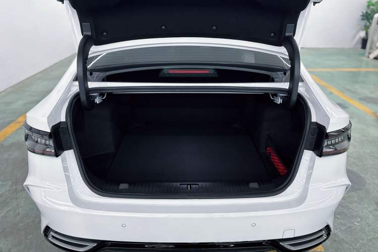 Used Chery Arrizo 8 2022 1.6T DCT Ya