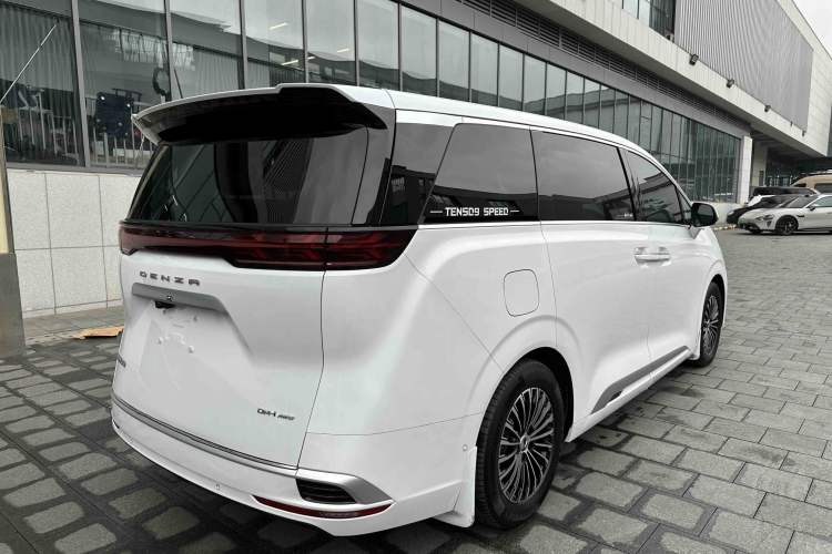 Used Denza D9 2022 DM-i 970 Four-Wheel Drive Flagship Model