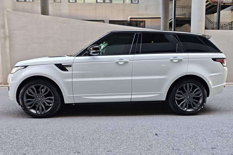 Used Land Rover Range Rover Sport 2017 3.0 SC V6 HSE DYNAMIC
