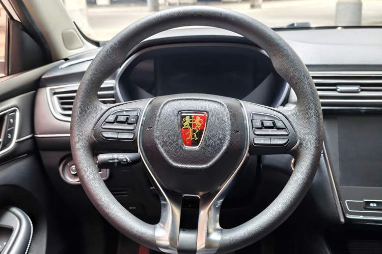 Used Roewe i5 2020 1.5L Automatic 4G Connect Luxury Flagship Edition