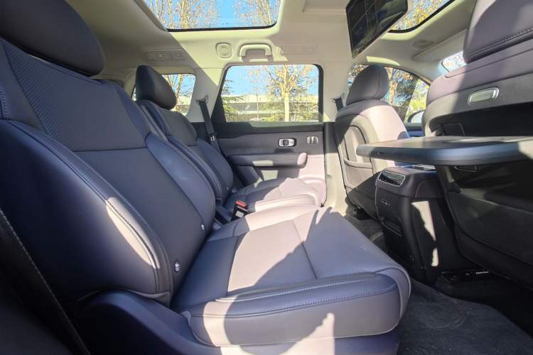 Used Leapmotor C16 2026 All-Electric 630 LiDAR Zhizun Edition 6 Seats