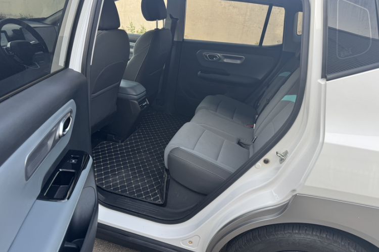 Used AION Y 2023 Plus 510 Enjoy Edition
