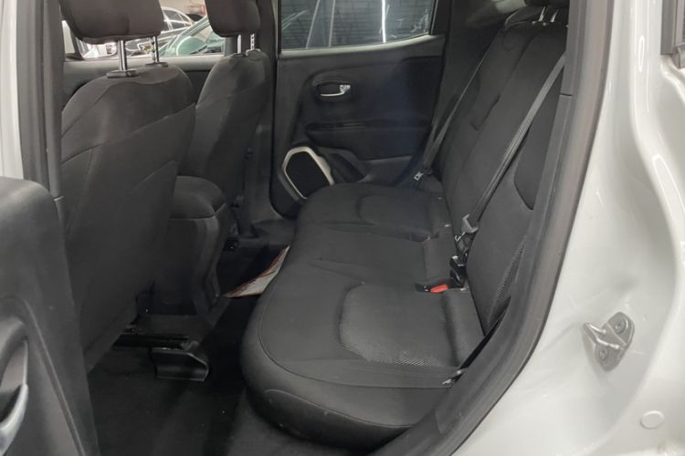 Used Jeep Renegade 2018 Connected Large Screen Version 180T Automatic Kinetic Edition+