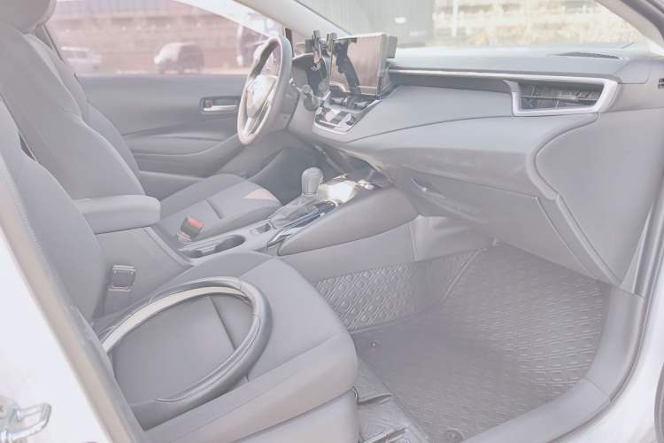 Used Toyota Levin 2023 Smart Electric Hybrid Dual-Engine 1.8L Leading Edition