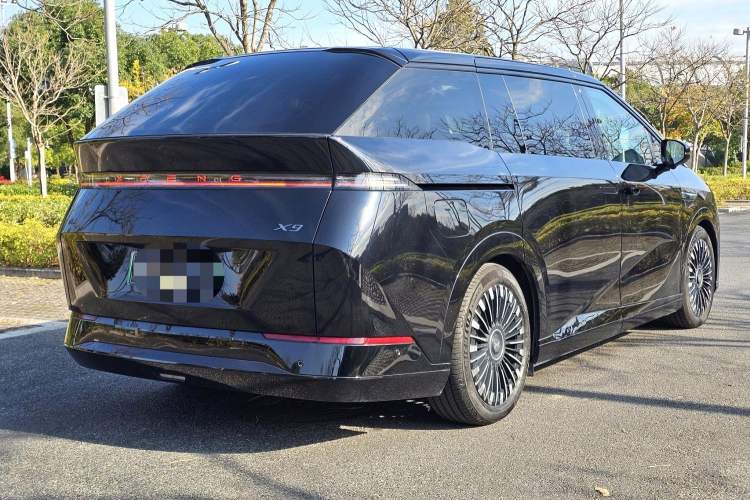 Used XPeng X9 2025 740 Ultra-Long Range Max