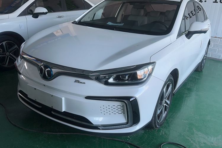 Used BAIC Beijing EU5 2019 R600 Smart Fashion Edition