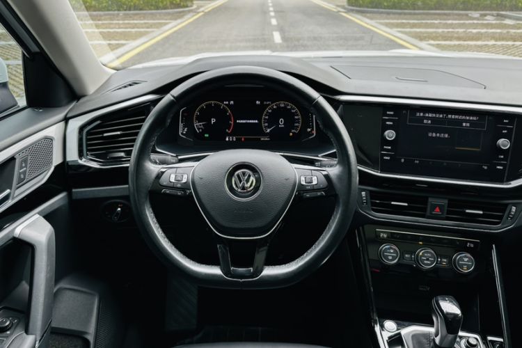 Used Volkswagen Tayron 2019 330TSI Two-Wheel-Drive Luxury Plus China VI Standard
