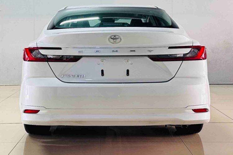 Used Toyota Camry 2026 Model 2.0E Elite Edition
