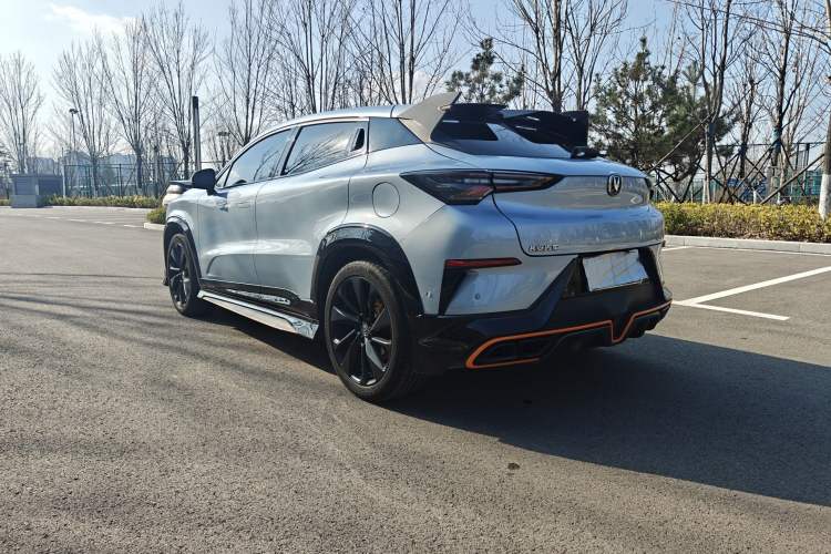 Used Changan UNI-T 2022 1.5T Sport Edition Flagship Version
