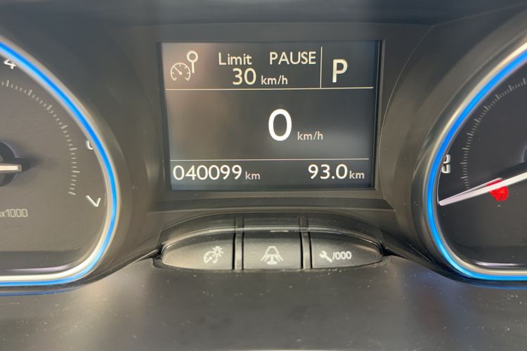 Used Peugeot 2008 2014 1.6L Automatic Navigation Edition
