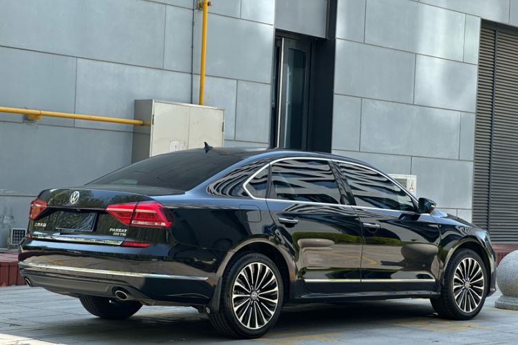 Used Volkswagen Passat 2017 380TSI DSG Prestige Edition Exterior 6