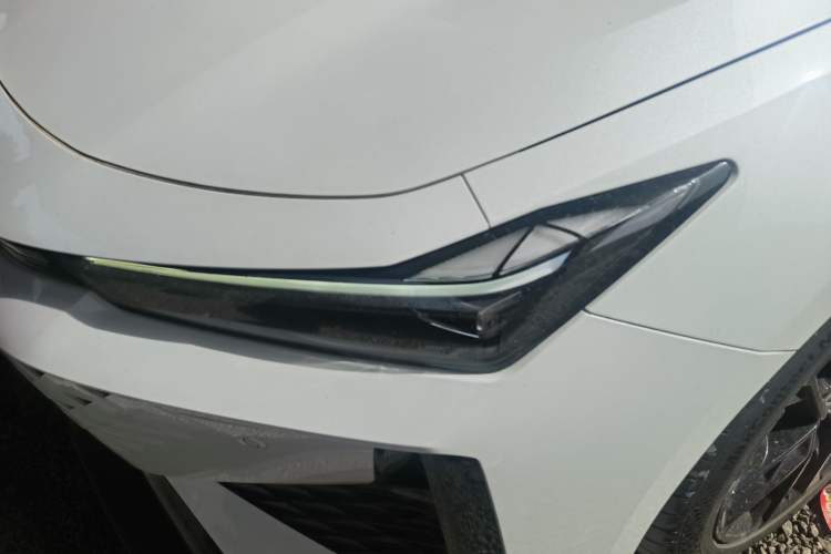 Used CHANGAN UNI-V 2024 1.5T Prestige Edition
