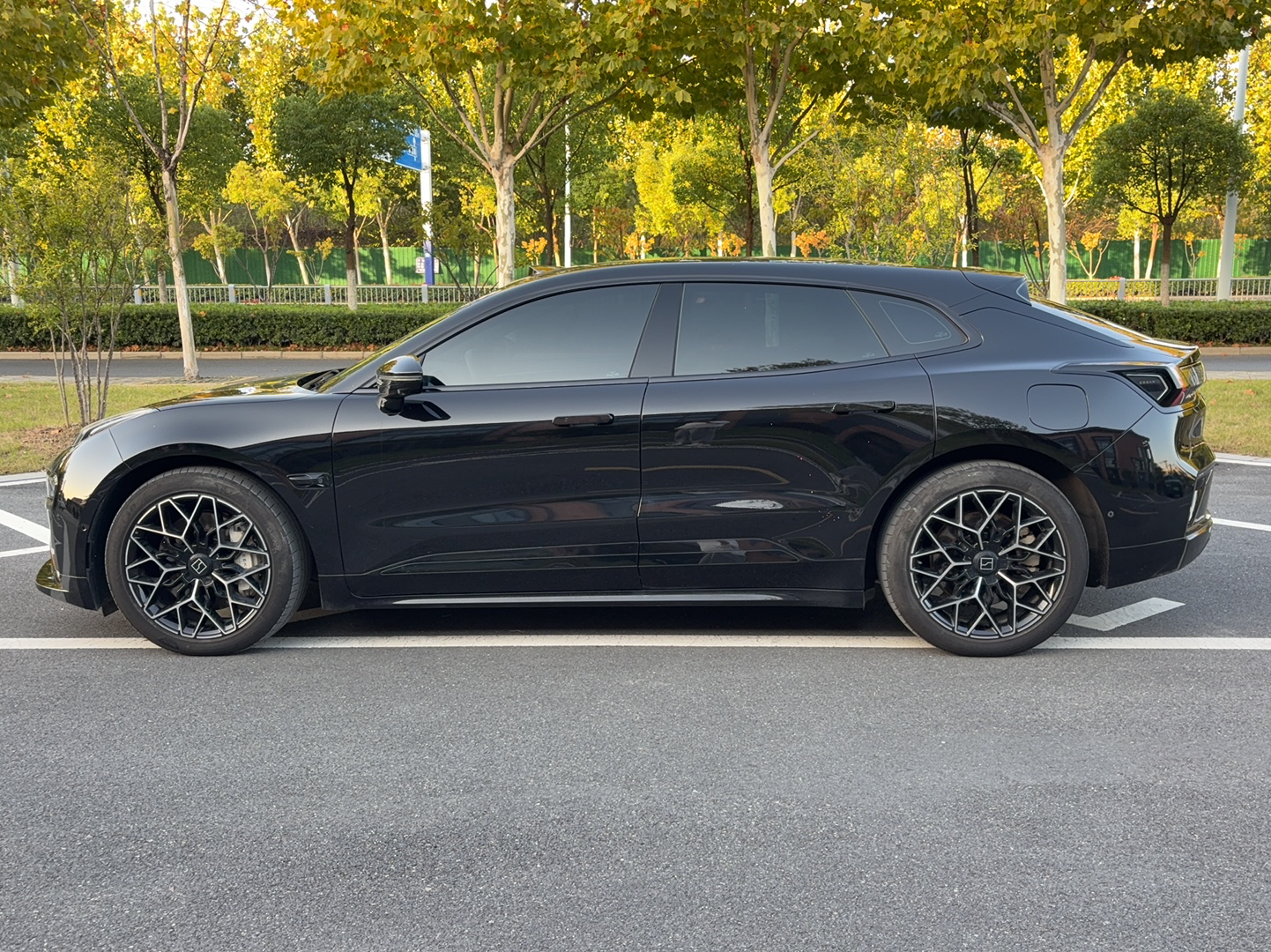 Zeekr 001 2024 WE Edition 95 kWh All-Wheel Drive — снимка 15