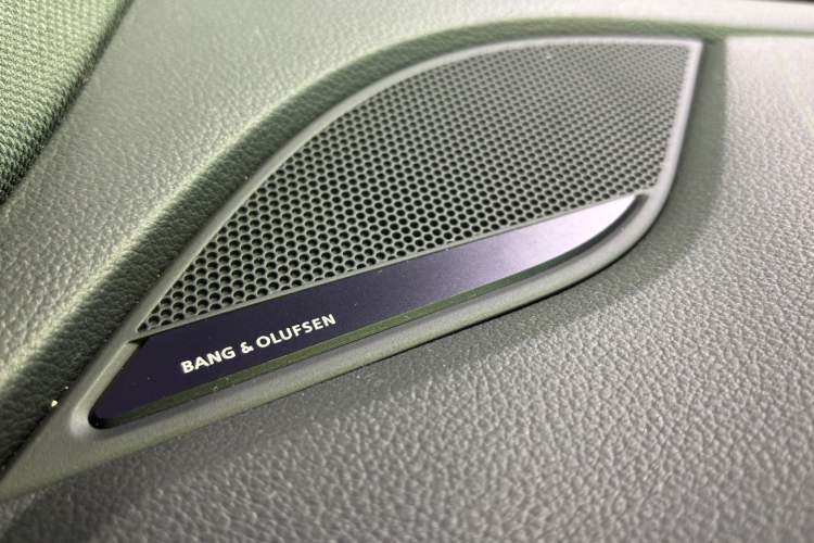 Used Audi A4L 2023 40 TFSI Bang & Olufsen Starry Night Edition Interior 6