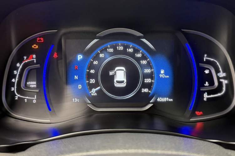 Used Hyundai Tucson 2019 280TGDi Dual-Clutch Two-Wheel Drive Smart Connect Version China VI
