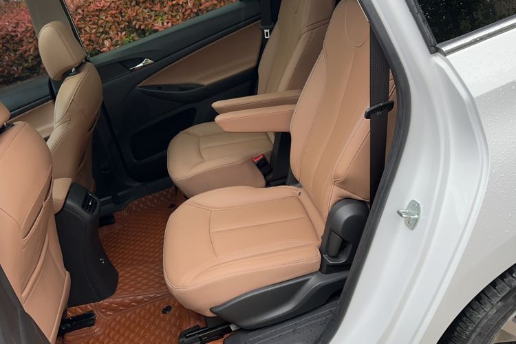 Used Buick GL6 2021 323T Mild Hybrid Connect Luxury Model Left Rear Seat