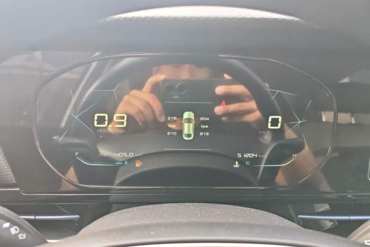 Used Baojun RC-6 2019 1.5T Manual Elite Version with 24-Hour Online Service
