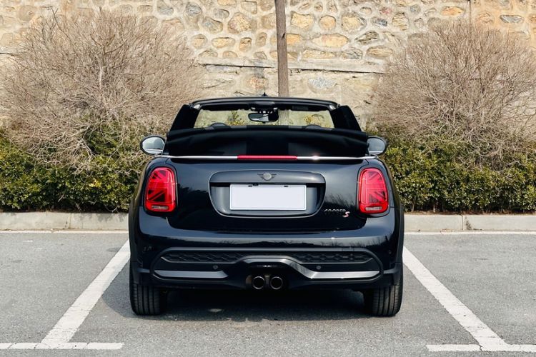 Used MINI 2023 Second Facelift 2.0T COOPER S CABRIO Artist
