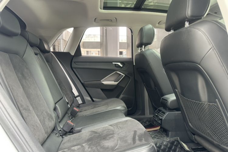 Used Audi Q3 2021 35 TFSI Fashion Dynamic Model
