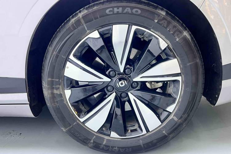 Used CHANGAN NEVO A07 2025 All-Electric "Real Bargain" 525 Luxury Model Exterior 6