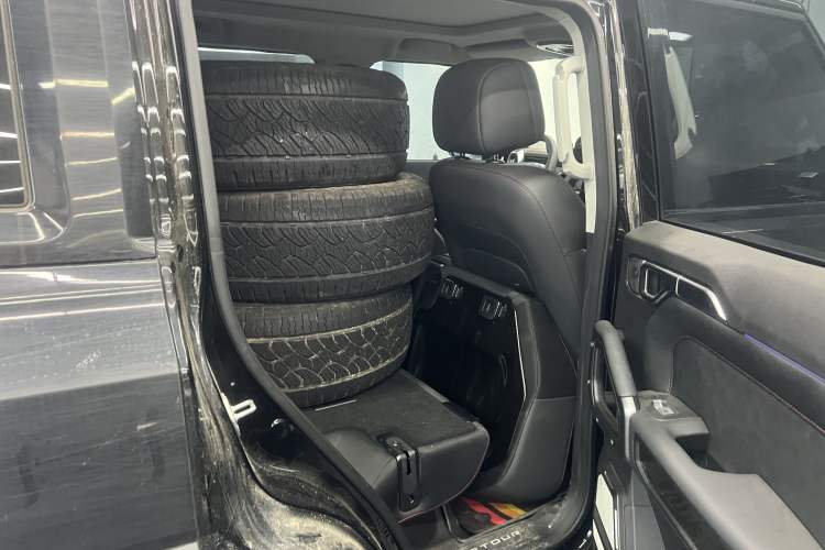 Used JETOUR Traveler 2023 2.0T Four-Wheel Drive Conqueror Interior 2