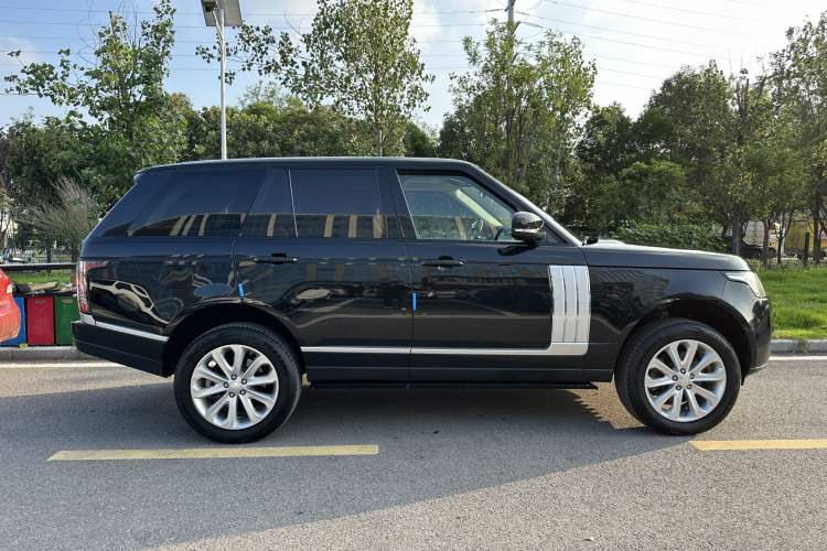 Used Land Rover Range Rover 2014 Revised 3.0 SC V6 Vogue