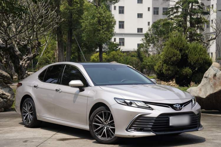 Used Toyota Camry 2021 2.5G Luxury Edition Exterior 2