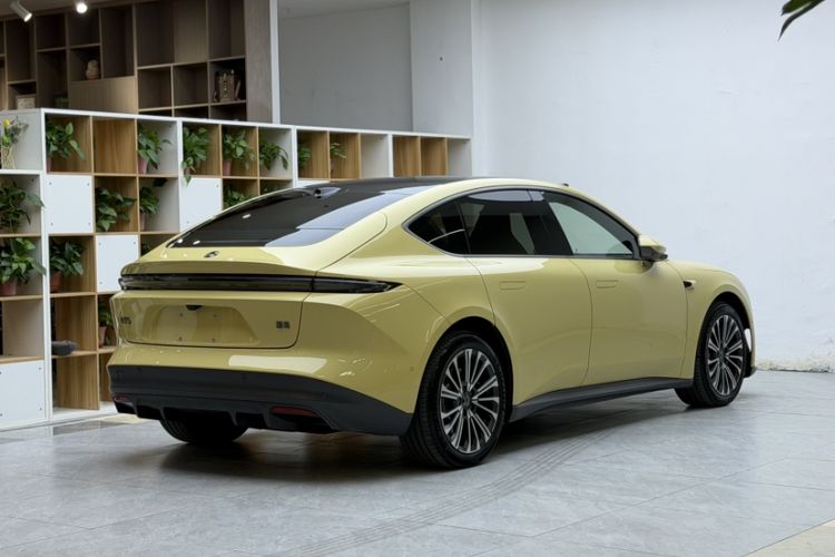 Used Nio ET5 2024 75 kWh
