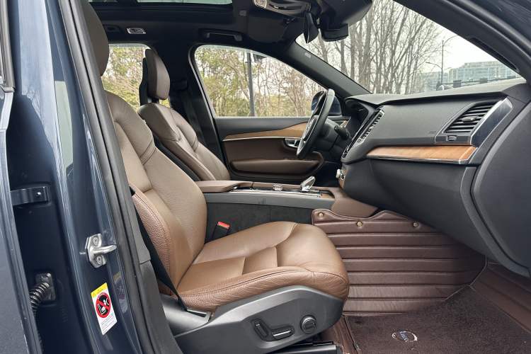 Used Volvo XC90 2021 B5 SmartDrive Luxury Edition 7 Seats