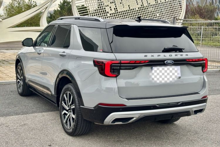 Used Ford Explorer 2023 EcoBoost 285 Four-Wheel Drive Red Gold Edition 6 Seats
