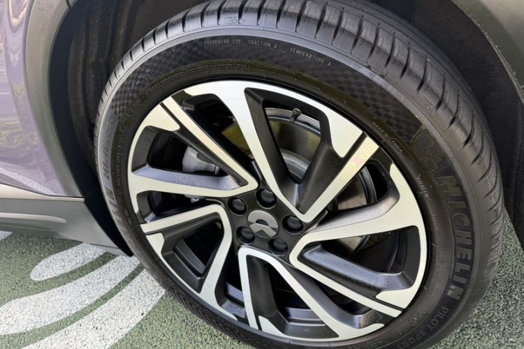 Used Nio EC6 2024 75 kWh Exterior 7