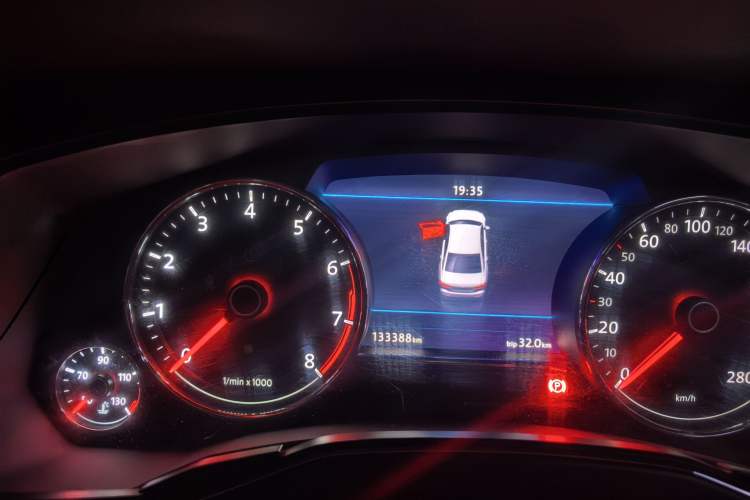 Used Volkswagen Phideon 2018 380TSI Two-Wheel-Drive Flagship Edition
