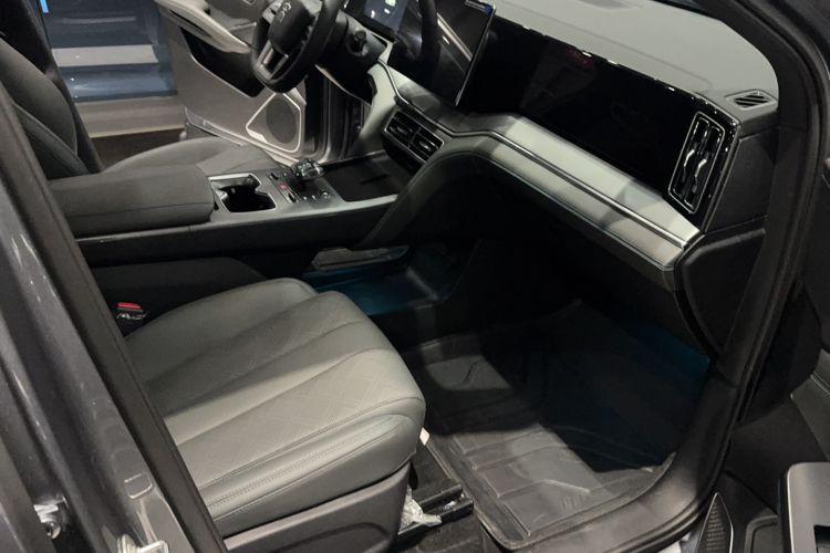 Used BYD Song L DM-i 2025 Intelligent Driving Version 112 km Leading Trim