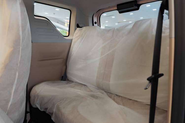 Used Geely Galaxy Panda 2024 Panda Mini 200km Endurance Bear
