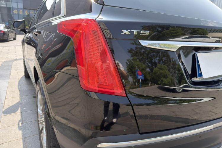 Used Cadillac XT5 2018 25T Luxury Model