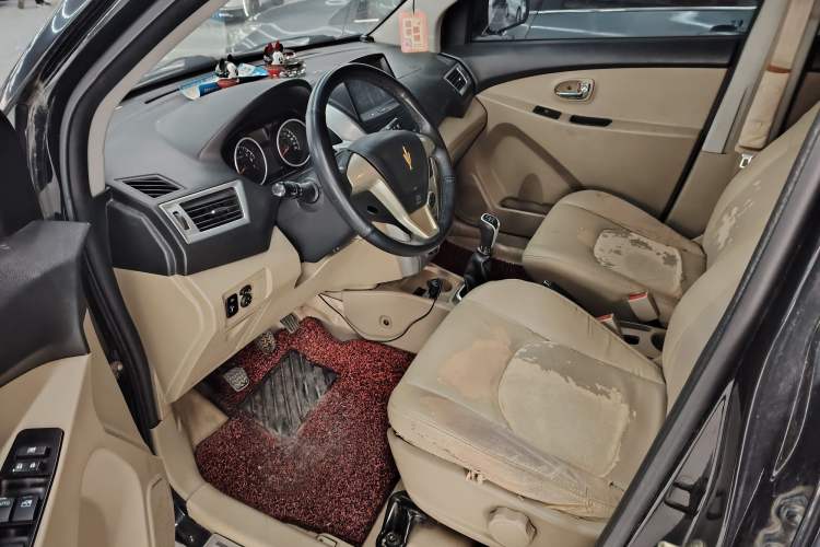 Used Jinbei Zhishang S30 2013 1.5L Manual Luxury Model
