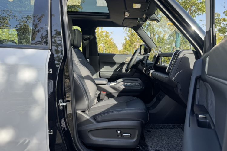 Used iCAR 03T 2024 501km Four-wheel Drive Long-Range Version
