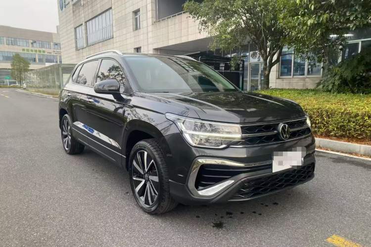 Used Volkswagen Tharu 2023 300TSI Two-Wheel-Drive Moonlight Edition