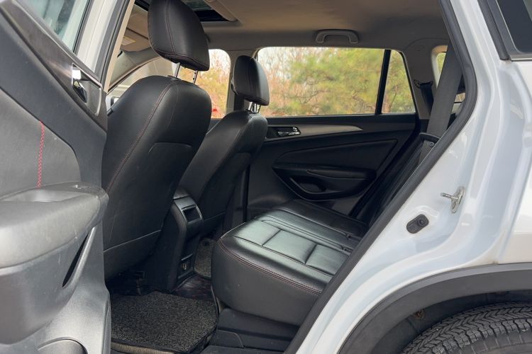 Used Changan CS75 2014 2.0L Manual Luxury Version China IV Standard