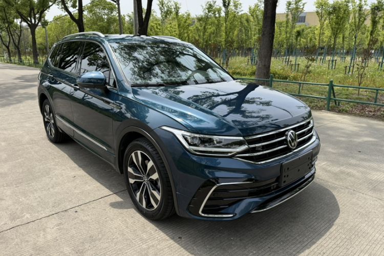 Used Volkswagen Tiguan L 2022 330TSI Automatic Two-Wheel Drive R-Line Enhanced Edition