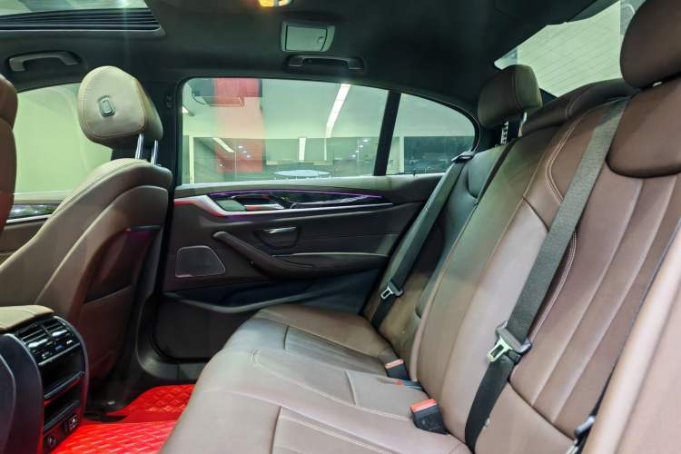 Used BMW 5 Series 2020 525Li M Sport Package