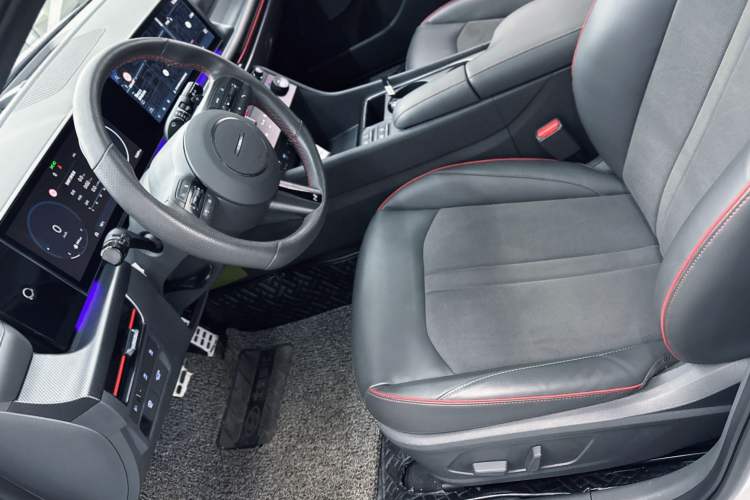 Used Hyundai Sonata 2024 2.0T N Line Pro Interior 4