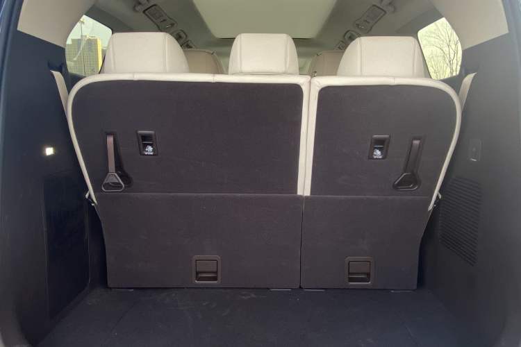 Used Denza D9 2024 DM-i 980 Four-Wheel Drive Flagship Model