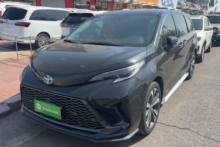 Used Toyota Granvia 2024 2.5L Hybrid Prestige PLUS Edition Exterior 1
