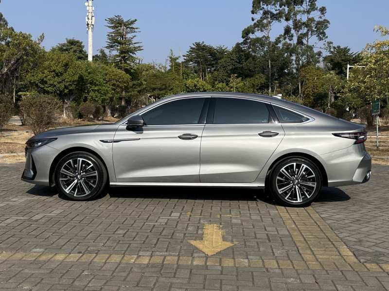 Used Chery Arrizo 8 2024 1.6T DCT Rui — 32