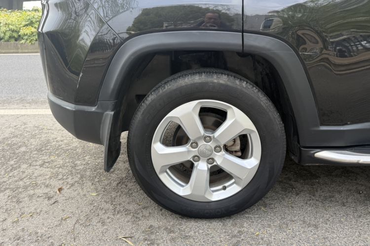 Used Jeep Compass 2017 200T Automatic Family Edition
