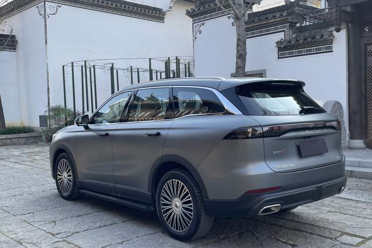 Used Chery Tiggo 8 L 2024 2.0T Two-Wheel Drive Prestige Version 5 Seats
